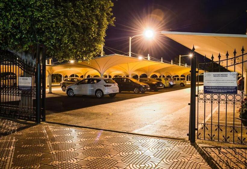 호텔 La Laguna Spa & Golf