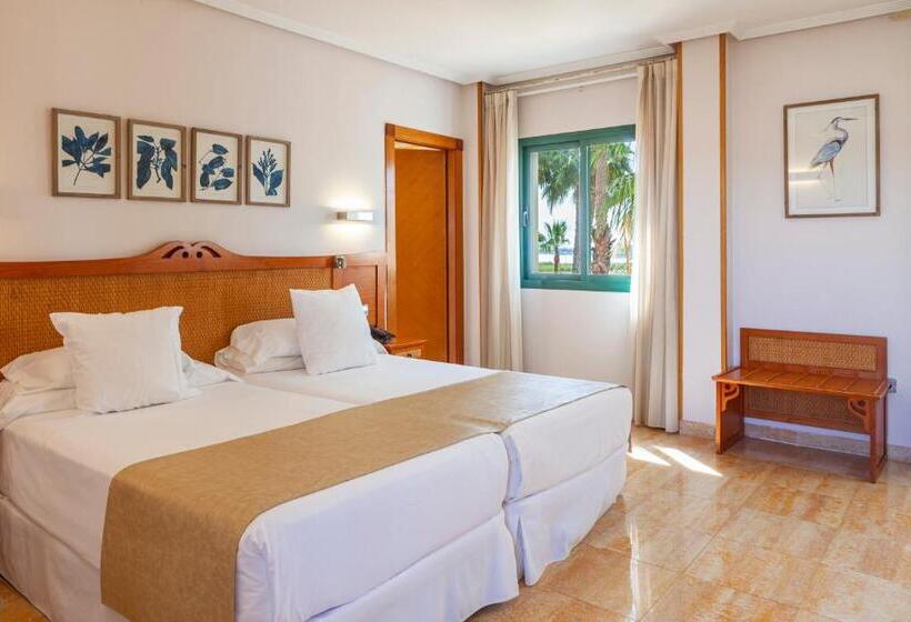 ホテル La Laguna Spa & Golf