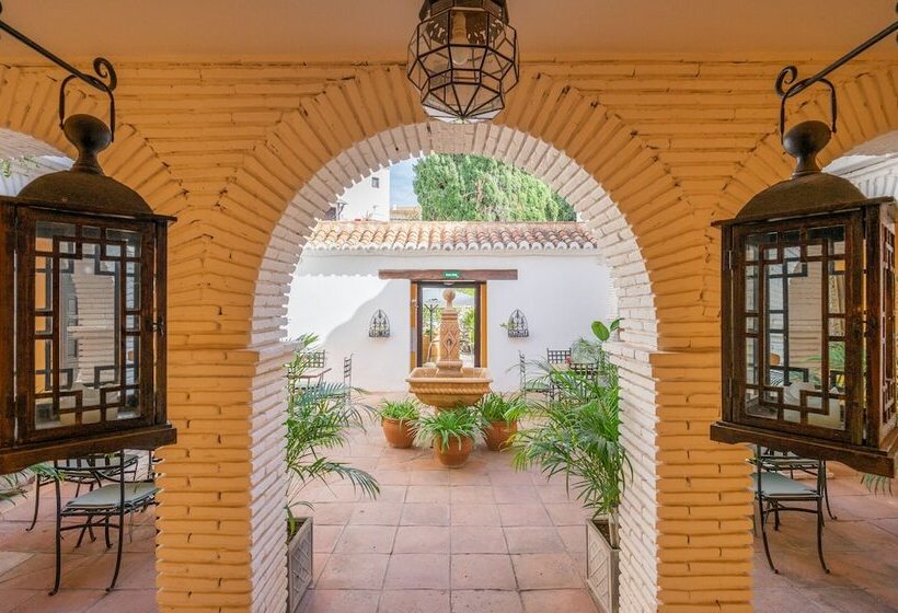 La Tartana Hotel Boutique