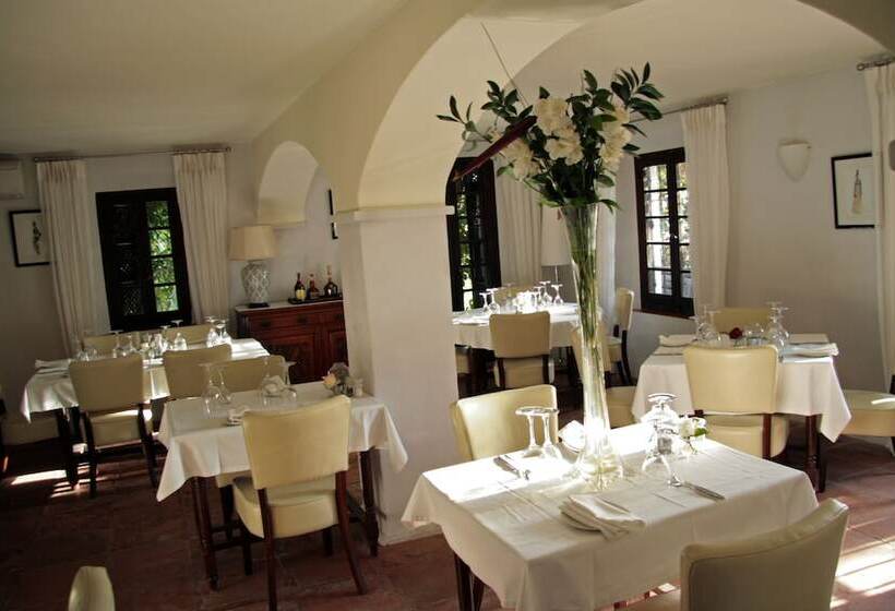 La Tartana Hotel Boutique