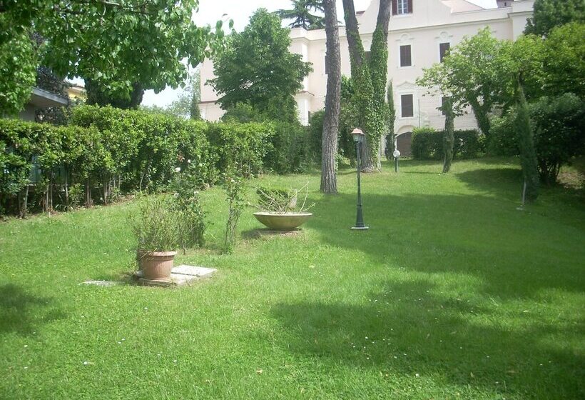 هتل Massimi City Garden