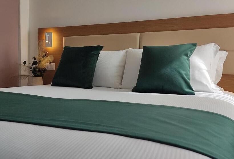 هتل Massimi City Garden