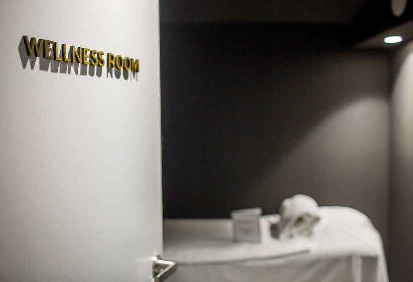 Midmost By Majestic Hotel Group