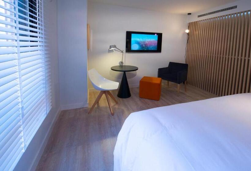 هتل Mirador De Chamartin