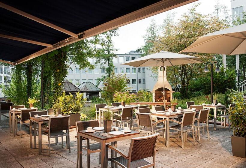 ホテル NH Berlin Kurfurstendamm