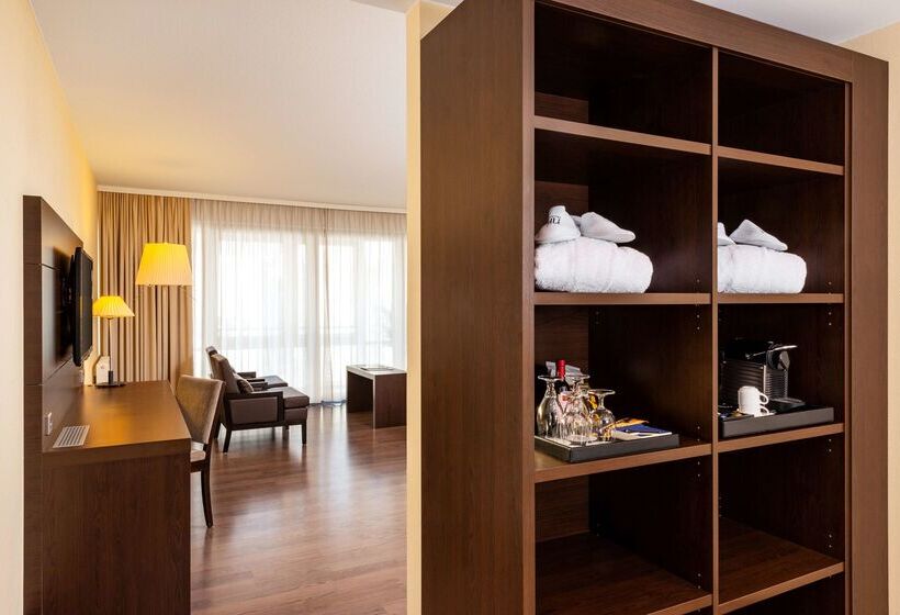 ホテル NH Berlin Kurfurstendamm