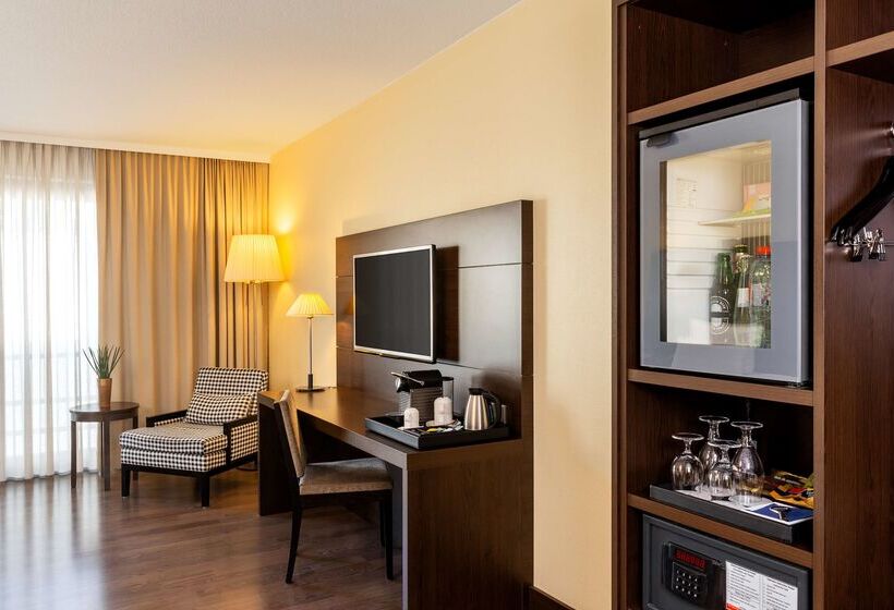 ホテル NH Berlin Kurfurstendamm