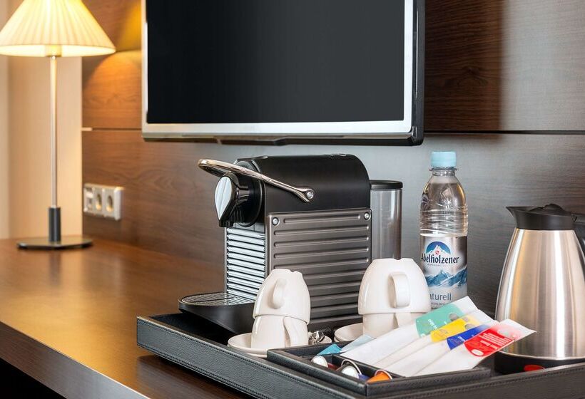 ホテル NH Berlin Kurfurstendamm