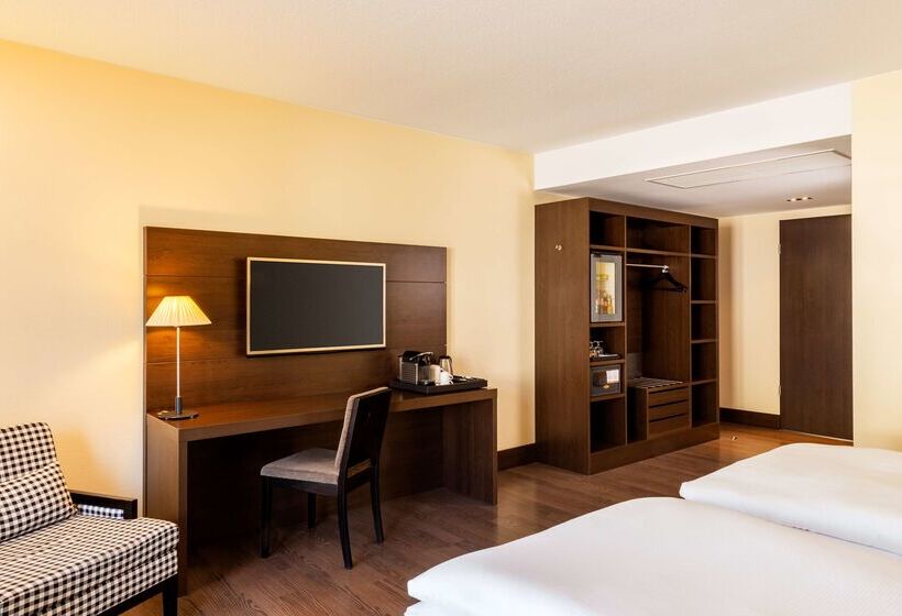 ホテル NH Berlin Kurfurstendamm