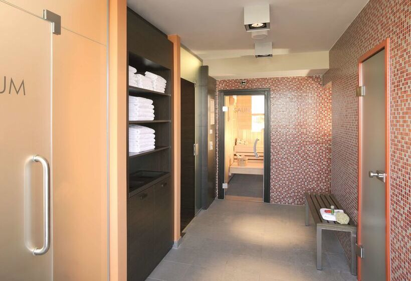 ホテル NH Berlin Kurfurstendamm