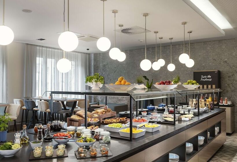 ホテル NH Berlin Kurfurstendamm