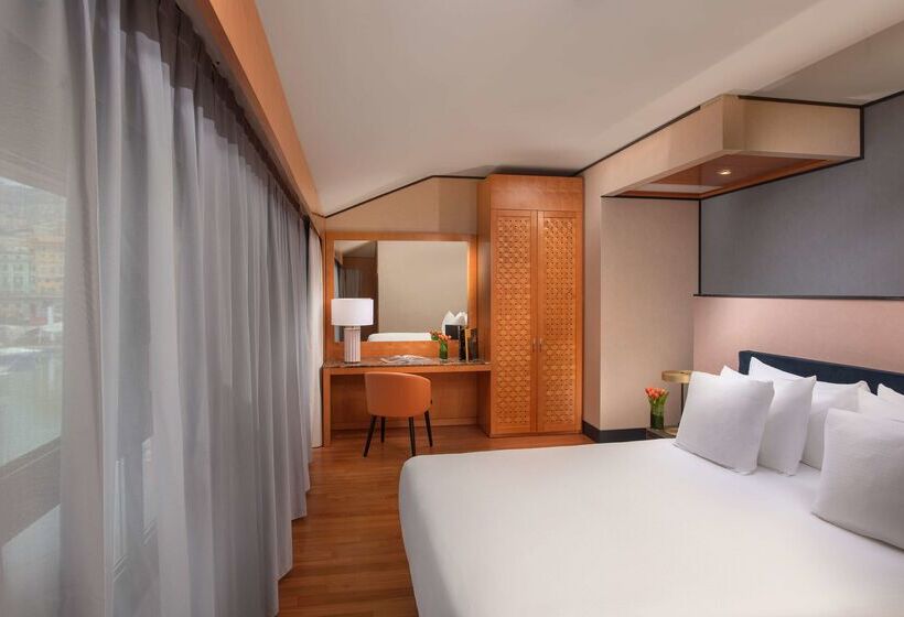 فندق NH Collection Genova Marina