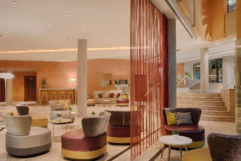 Отель NH Lecco Pontevecchio