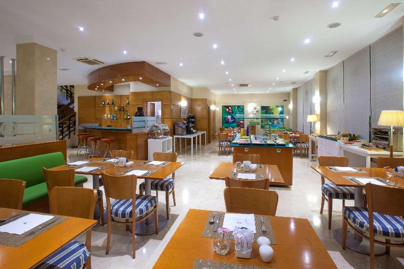 Отель NH San Pedro De Alcántara