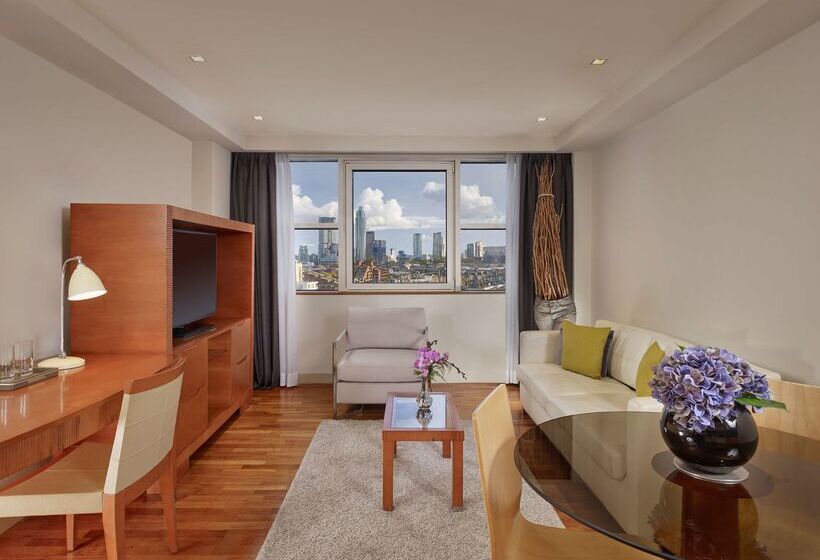 هتل Park Plaza Victoria London