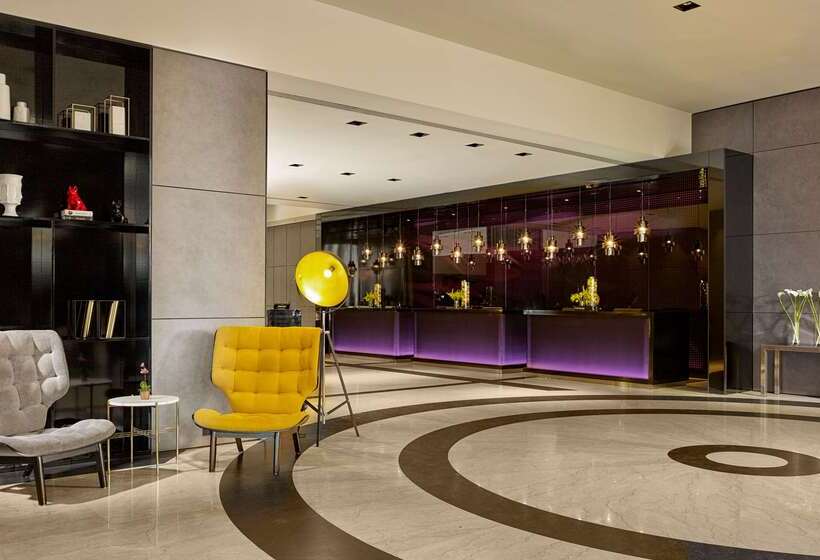 هتل Park Plaza Victoria London