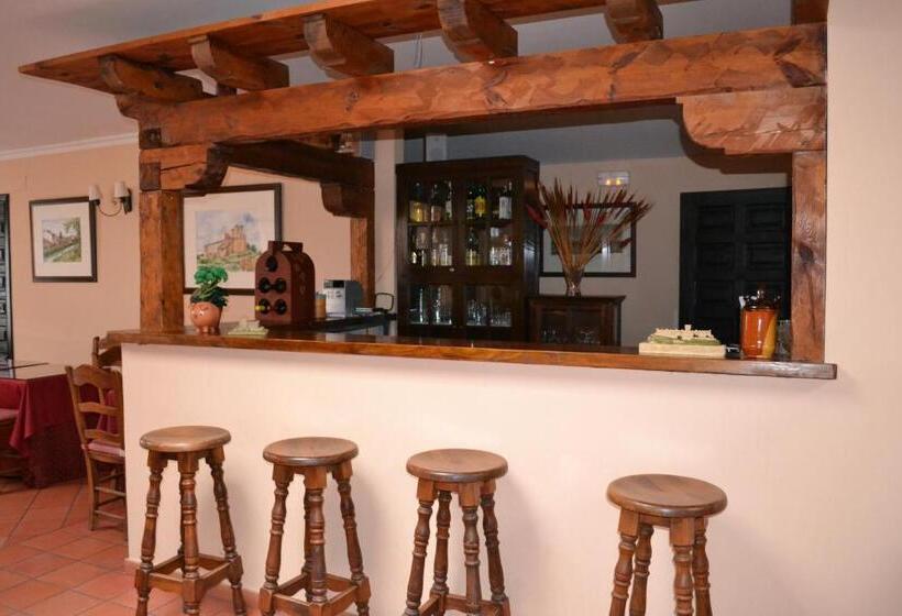 ホテル Posada Real Del Pinar