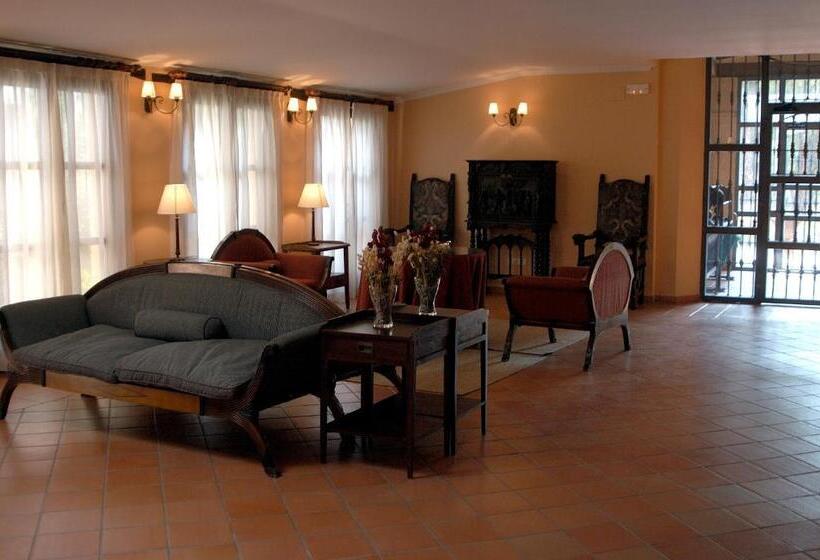 ホテル Posada Real Del Pinar