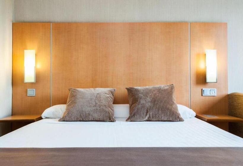 호텔 Posadas De Espana Pinto