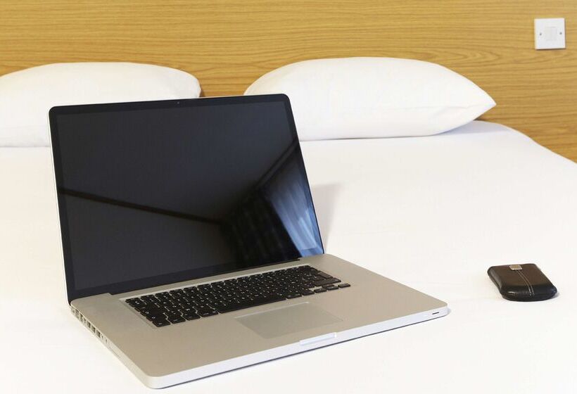 هتل Premiere Classe Coventry