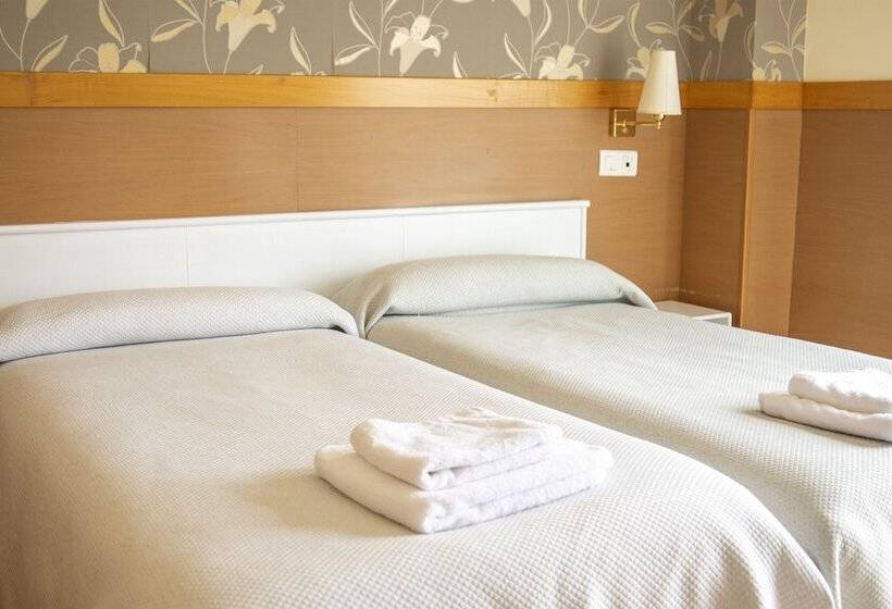 호텔 Ria De Suances