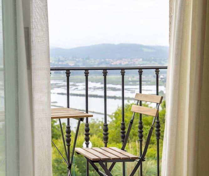 호텔 Ria De Suances