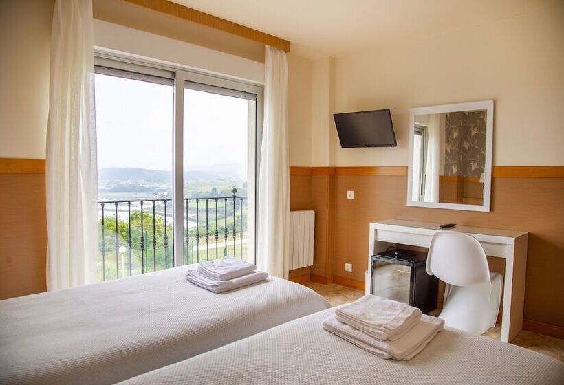 호텔 Ria De Suances