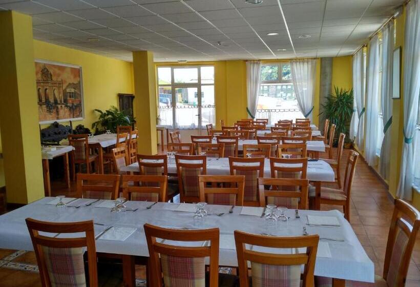 فندق ريفى Aguila Real