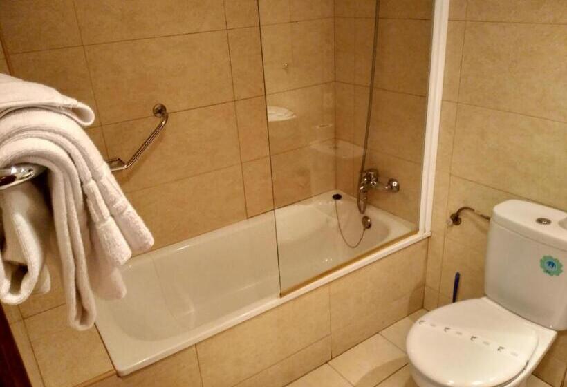 فندق ريفى Aguila Real