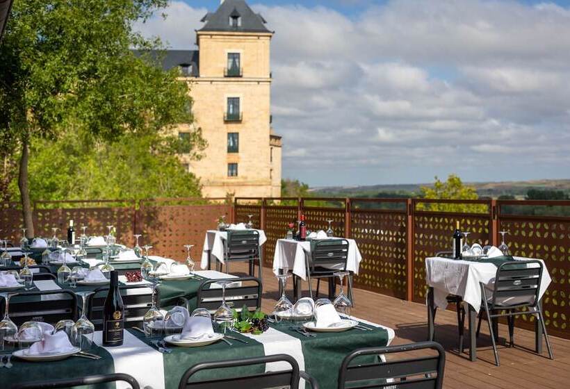 هتل روستایی Posada De Eufrasio