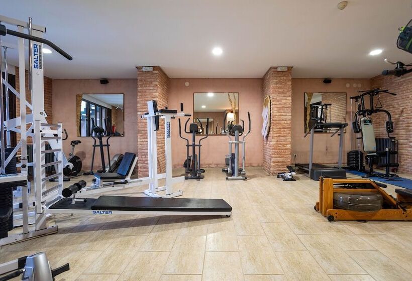 هتل روستایی Posada De Eufrasio