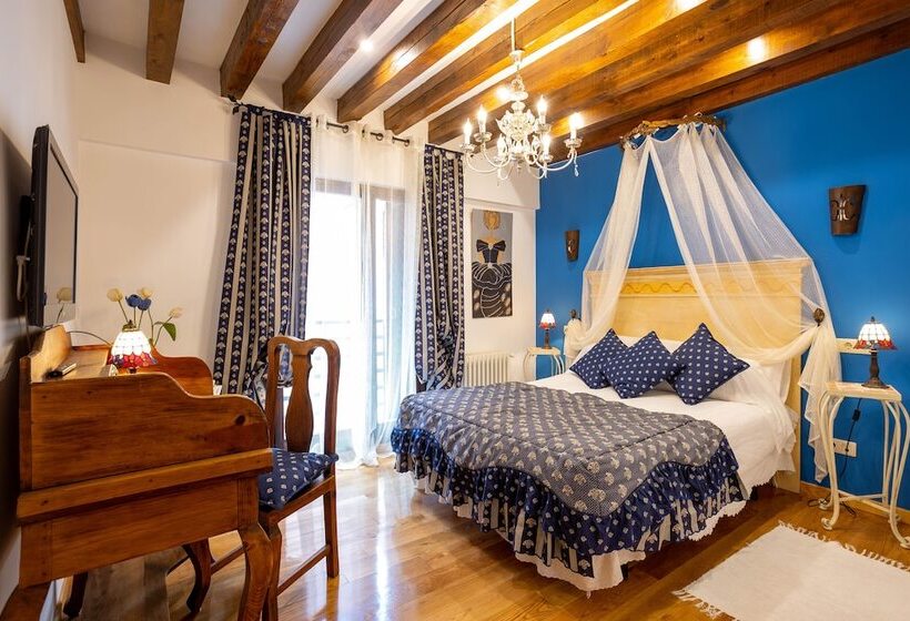 هتل روستایی Posada De Eufrasio