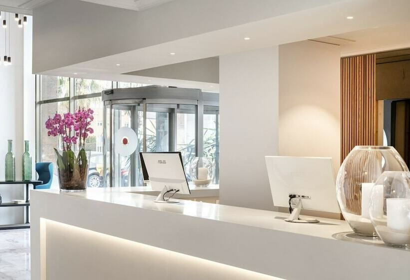 Отель Salles Ciutat Del Prat Barcelona Airport