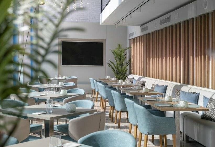 Отель Salles Ciutat Del Prat Barcelona Airport