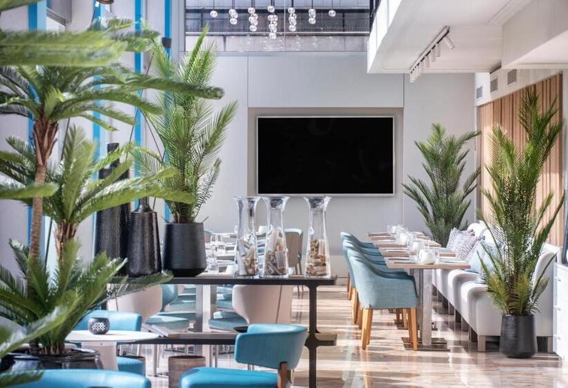 Отель Salles Ciutat Del Prat Barcelona Airport