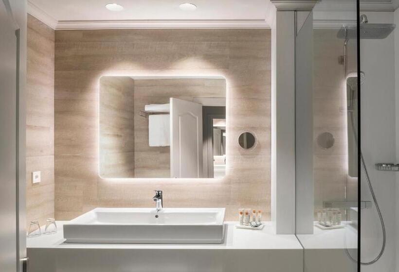 Отель Salles Ciutat Del Prat Barcelona Airport