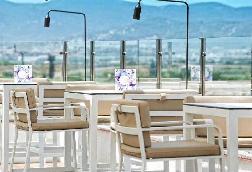 Отель Salles Ciutat Del Prat Barcelona Airport