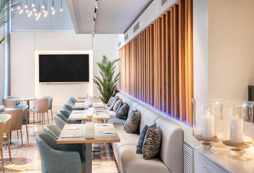 Отель Salles Ciutat Del Prat Barcelona Airport