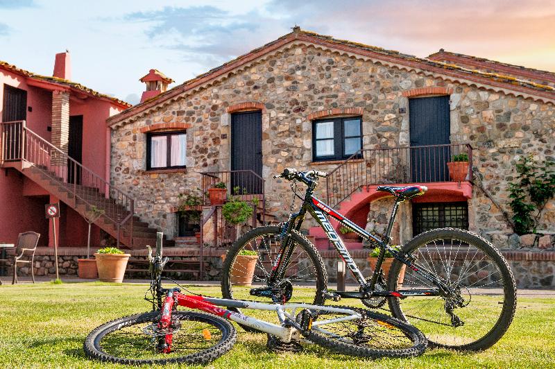 Отель Mas Tapiolas