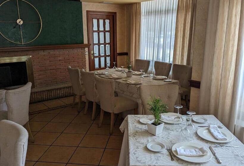 בית מלון כפרי Salvador