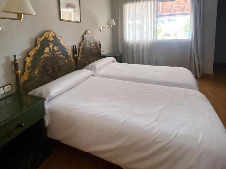 בית מלון כפרי Salvador