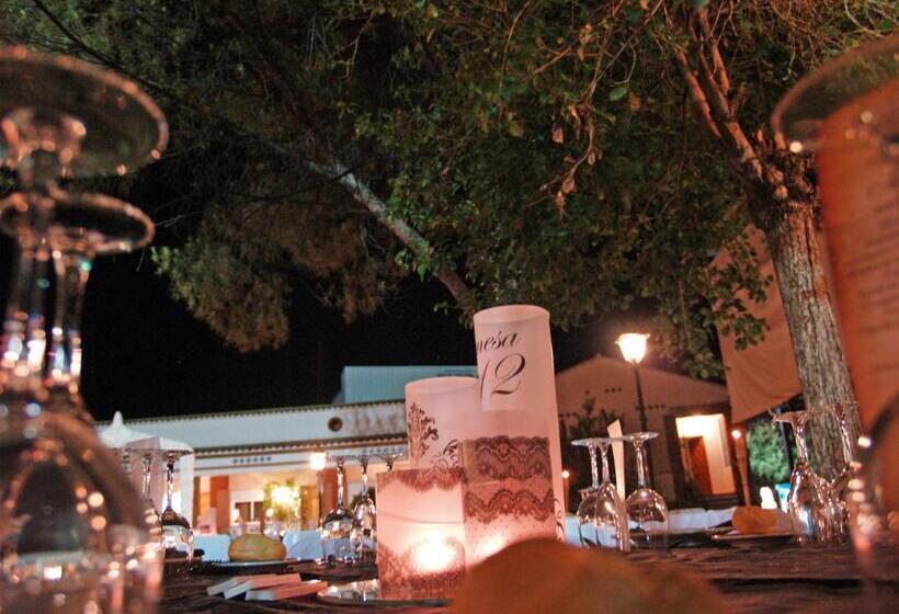 בית מלון כפרי Salvador