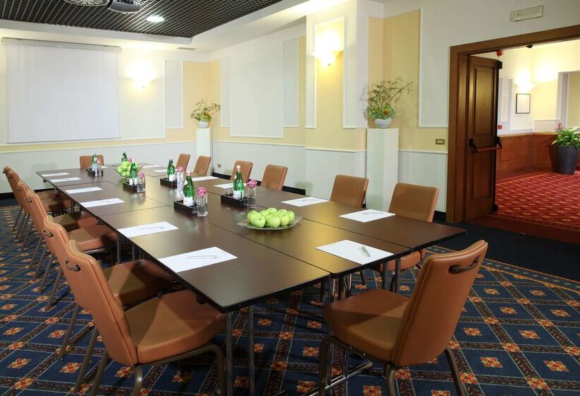 Starhotels Business Palace