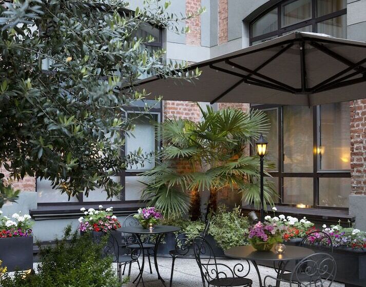 Starhotels Business Palace