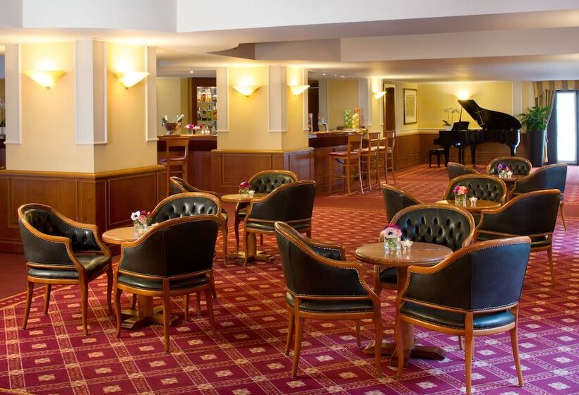 Starhotels Business Palace