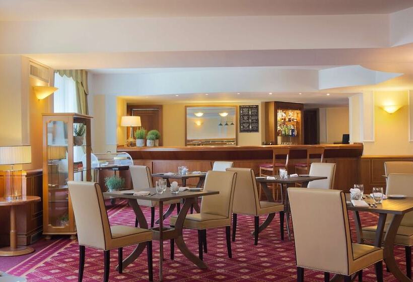 Starhotels Business Palace