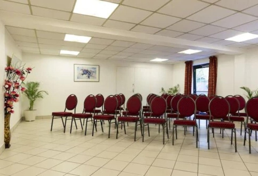 בית מלון כפרי The Originals City, Hôtel Paris Sud, Orly Draveil