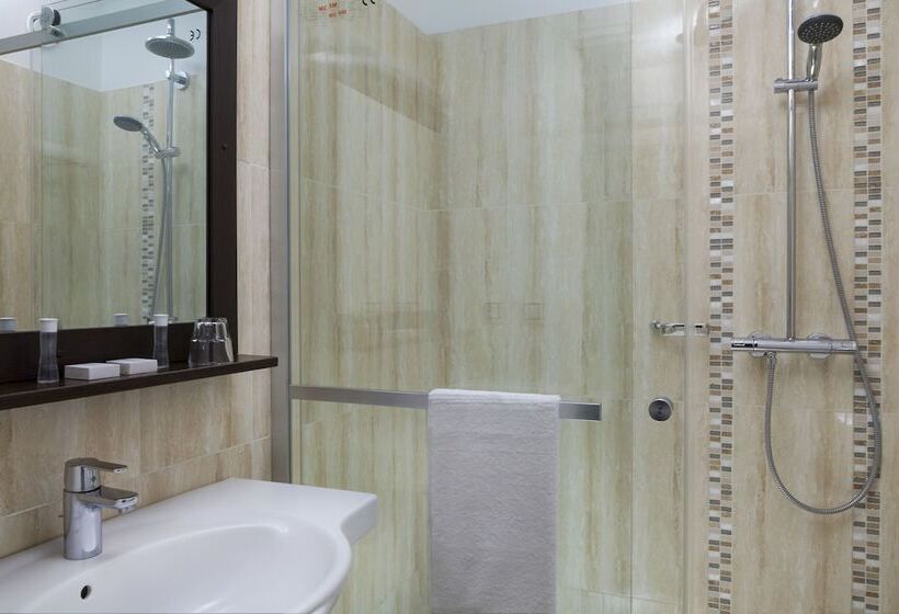 בית מלון כפרי The Originals City, Hôtel Paris Sud, Orly Draveil