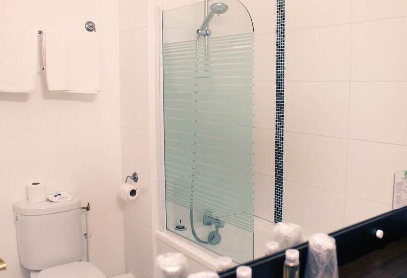 בית מלון כפרי The Originals City, Hôtel Paris Sud, Orly Draveil