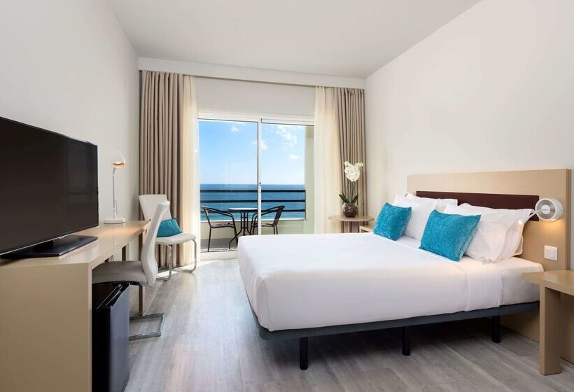 호텔 Tryp by Wyndham Lisboa Caparica Mar